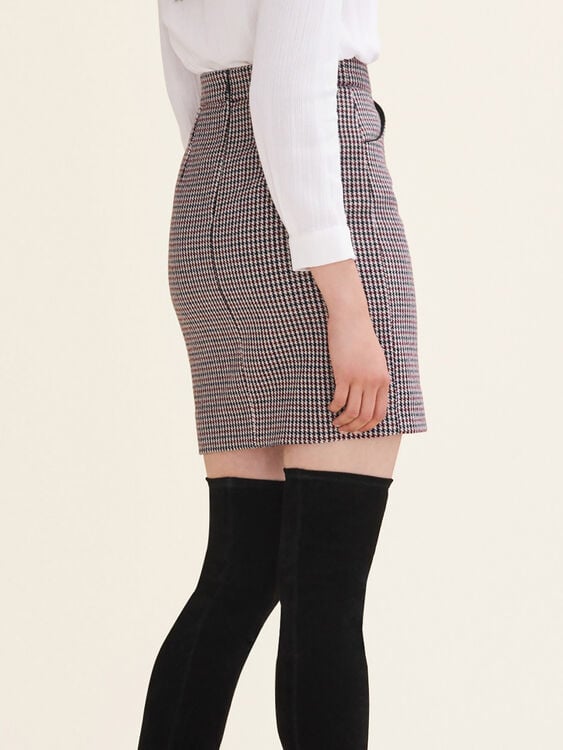 JASALI Houndstooth check short skirt - Skirts & Shorts - Maje.com