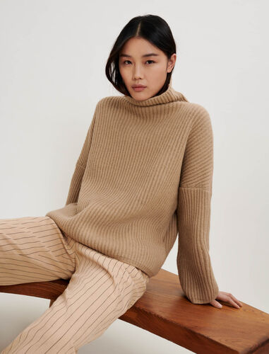 Maje Oversized alpaca turtleneck pullover Add to my wishlist Votre article a été ajouté à la wishlist Votre article a été retiré de la wishlist. 1