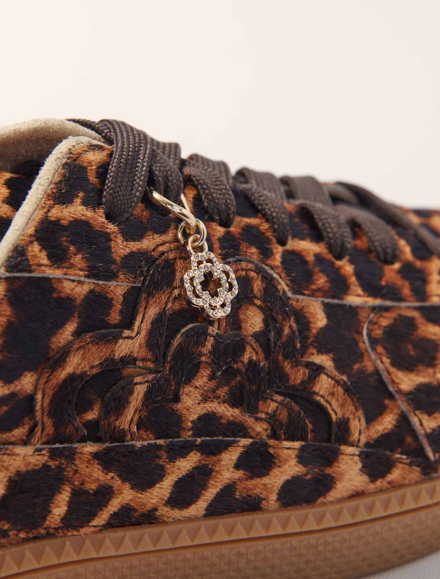 Leopard print leather sneakers