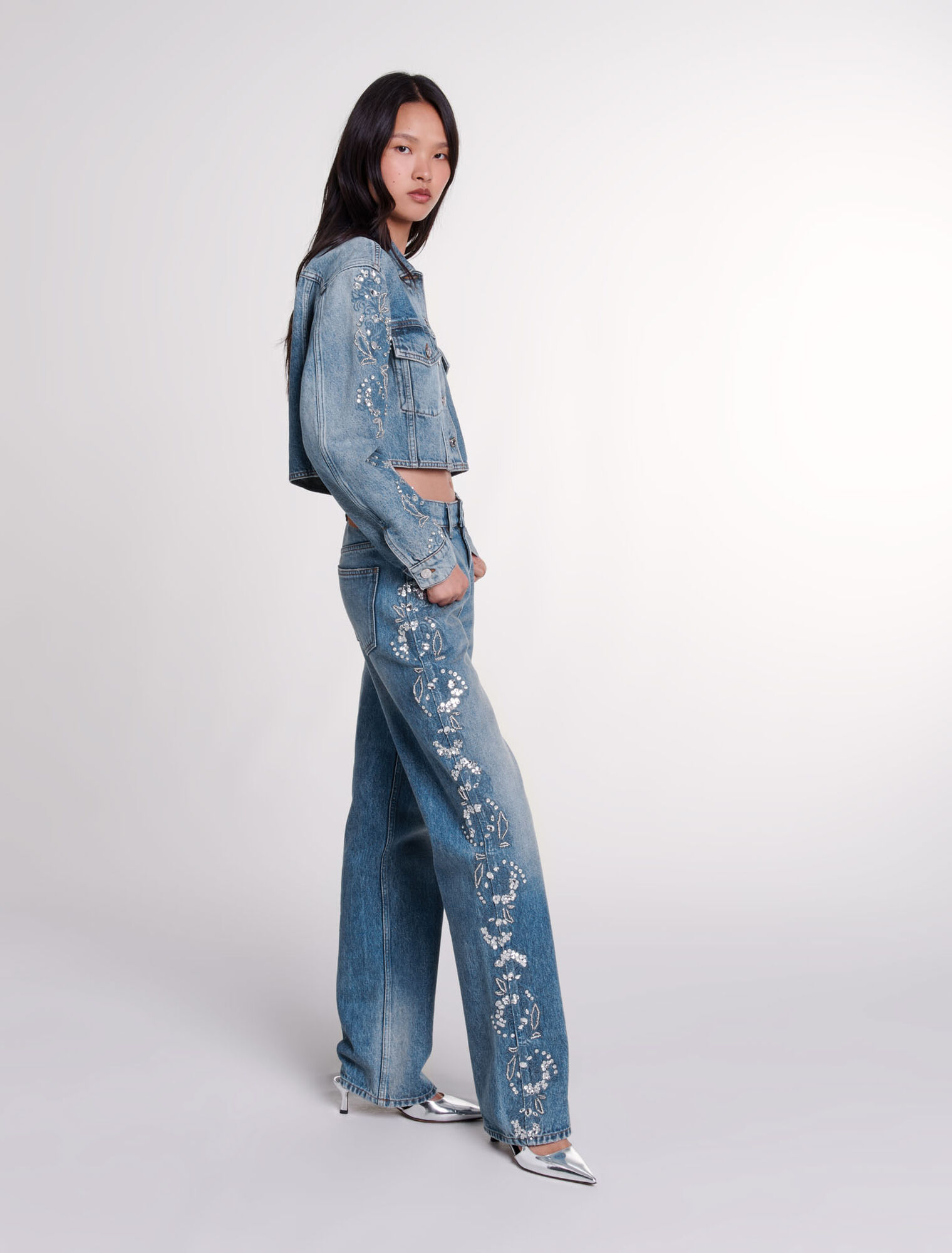 Embroidered denim jacket 