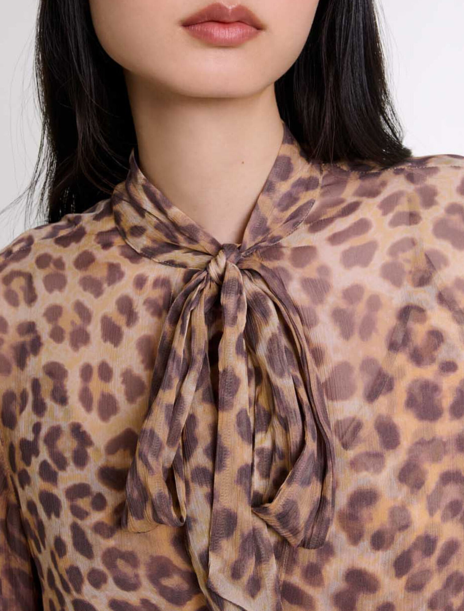 Patterned pussy bow shirt