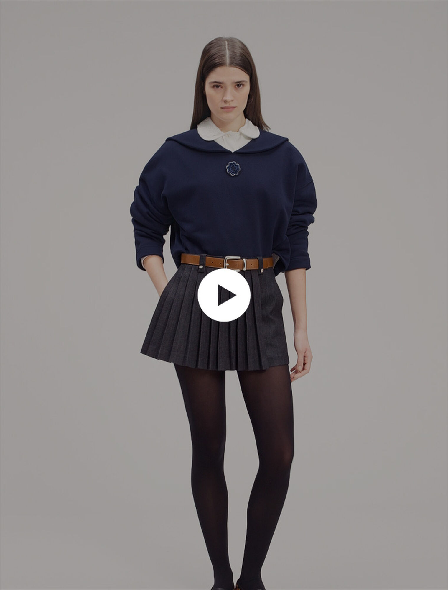 Short sweater with embroidery