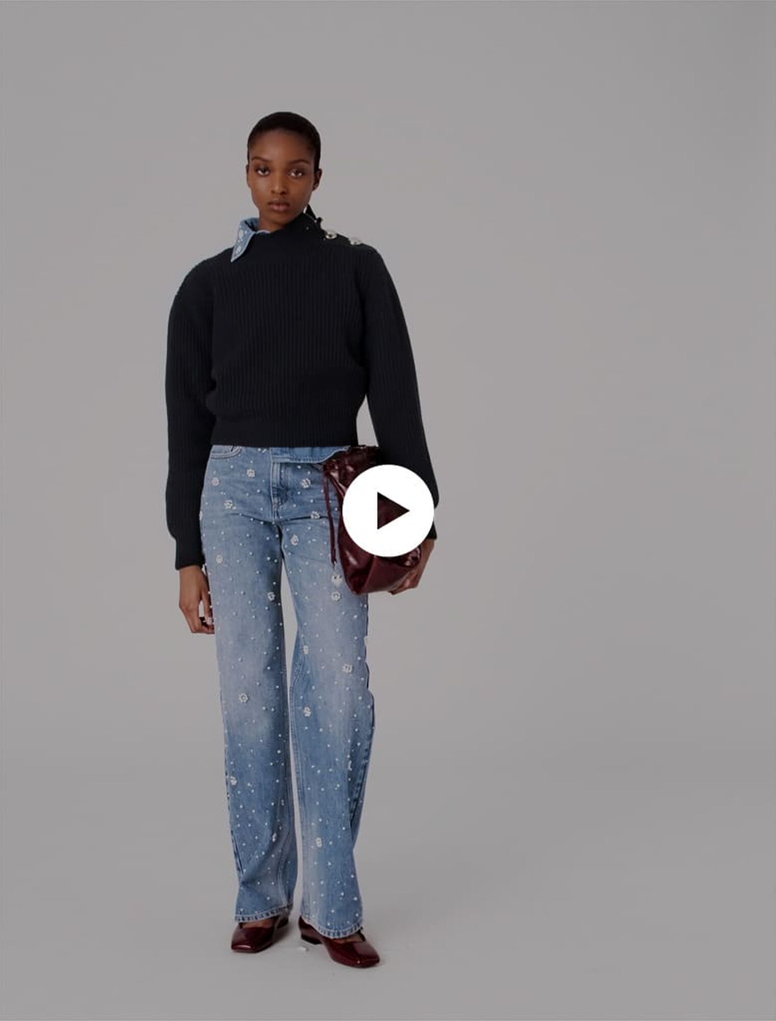 Wide-leg embroidered jeans