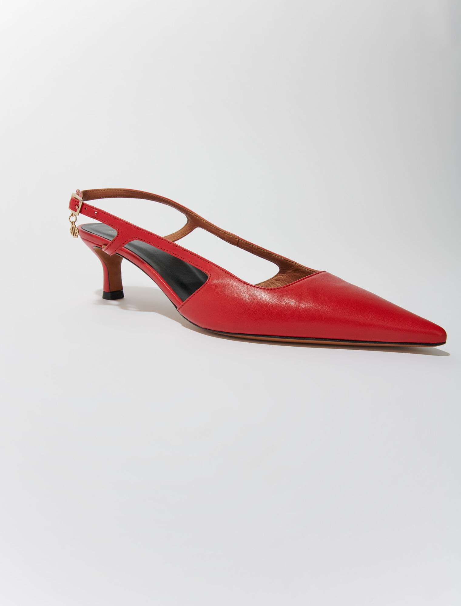 Leather court shoes