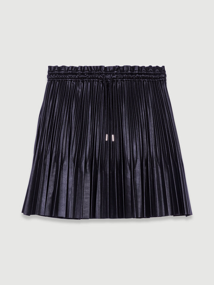 Short pleated skirt