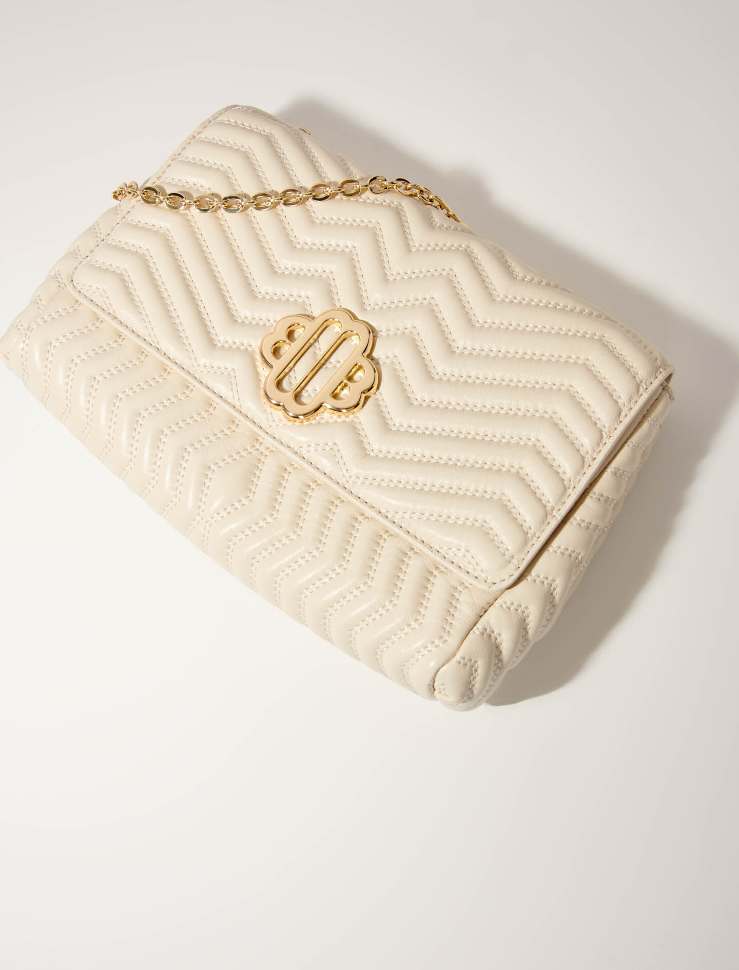 Leather bag with chain strap Ecru For Women | Maje
