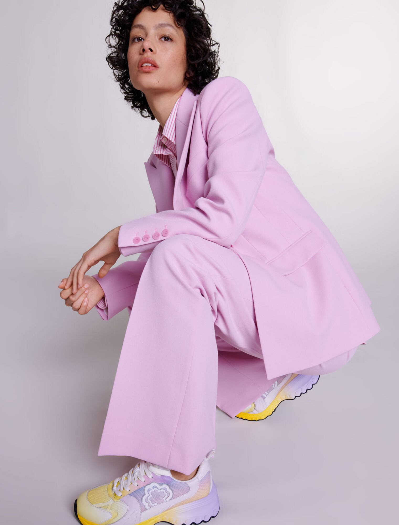 Fitted suit jacket