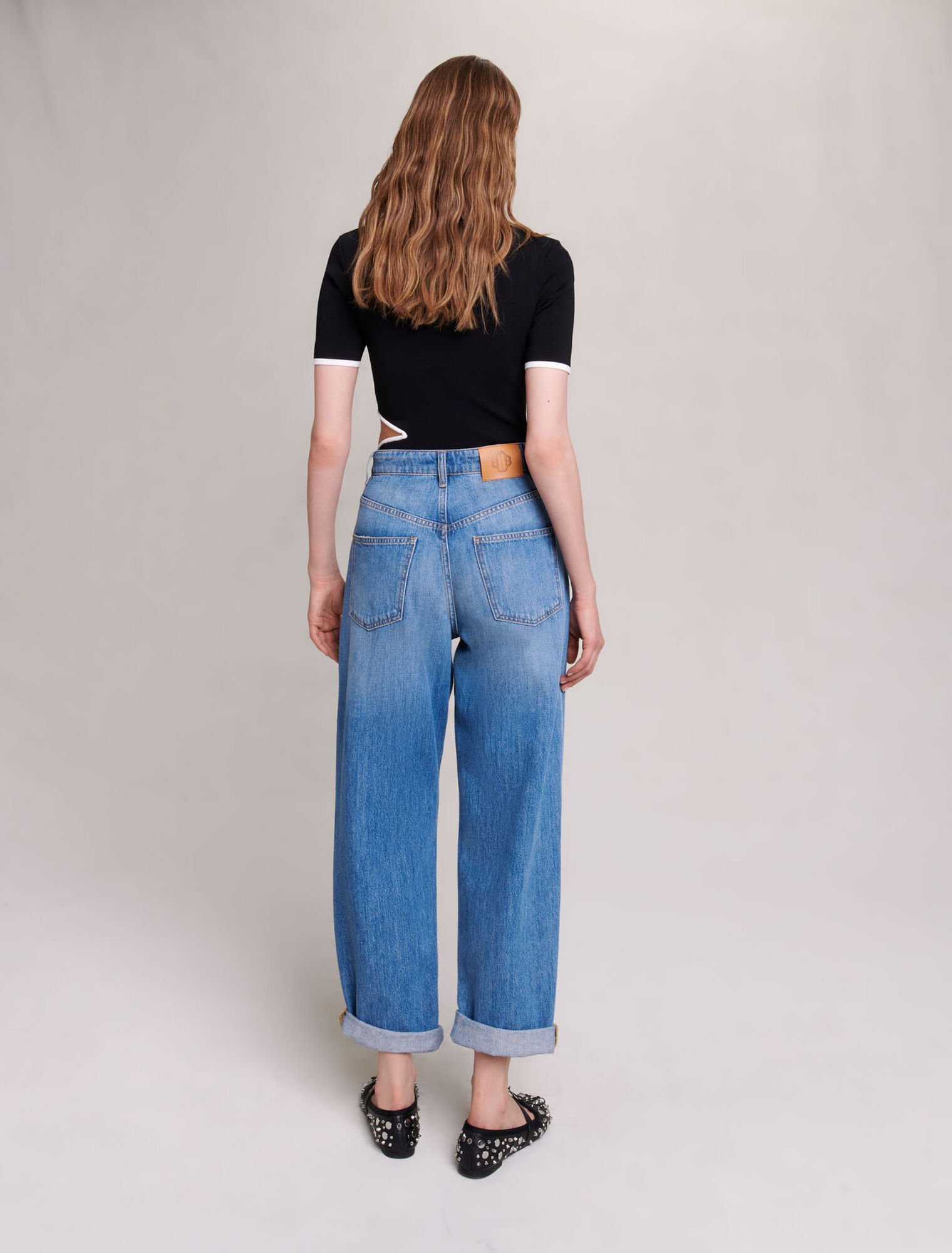 Straight, wide-leg jeans