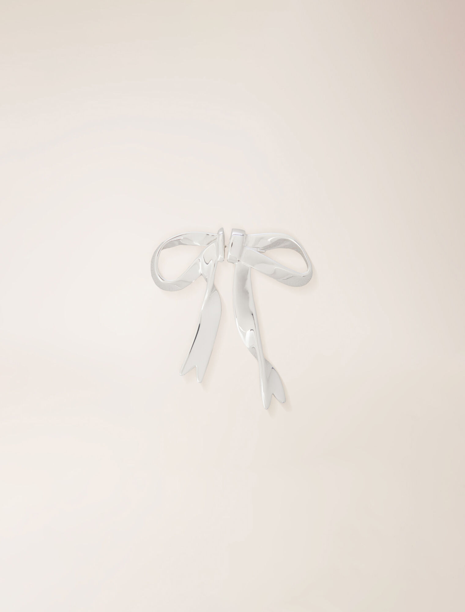 Silver bow earring