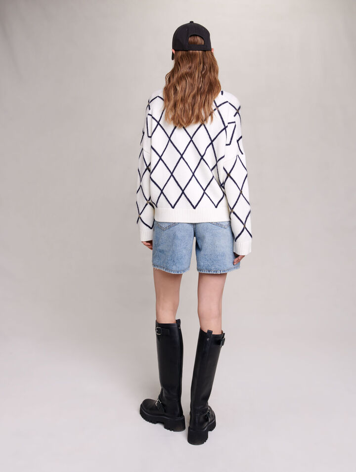 Diamond pattern knitted cardigan