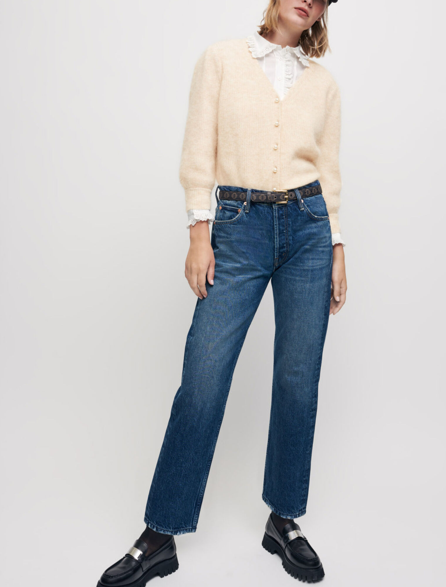 High-waisted straight-cut jeans