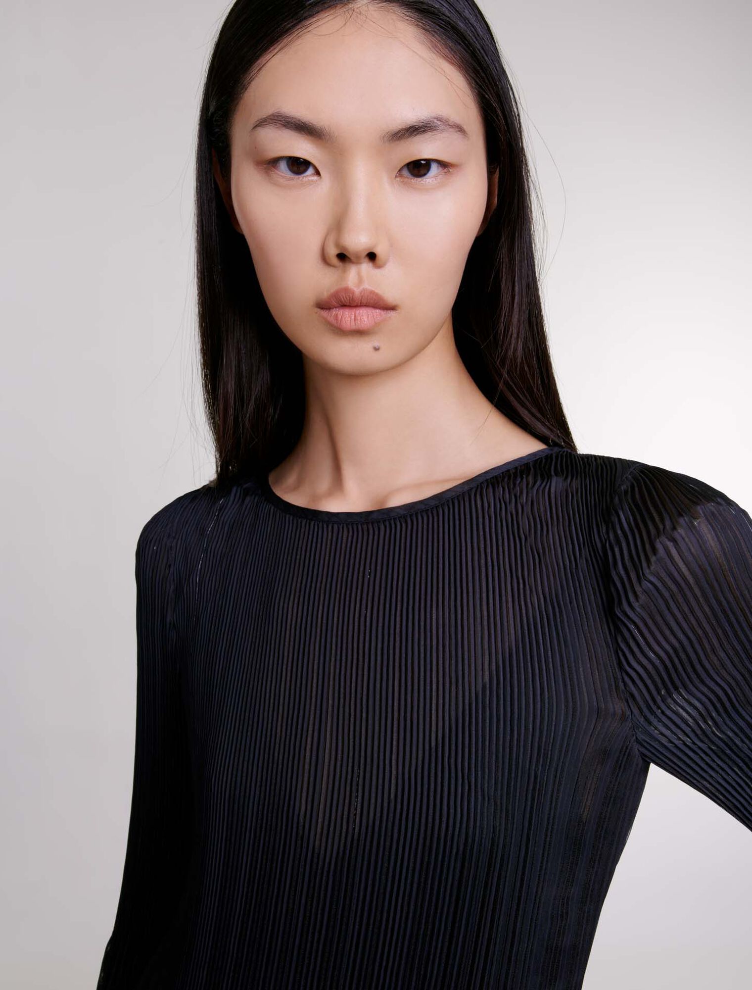 Short pleated dress
