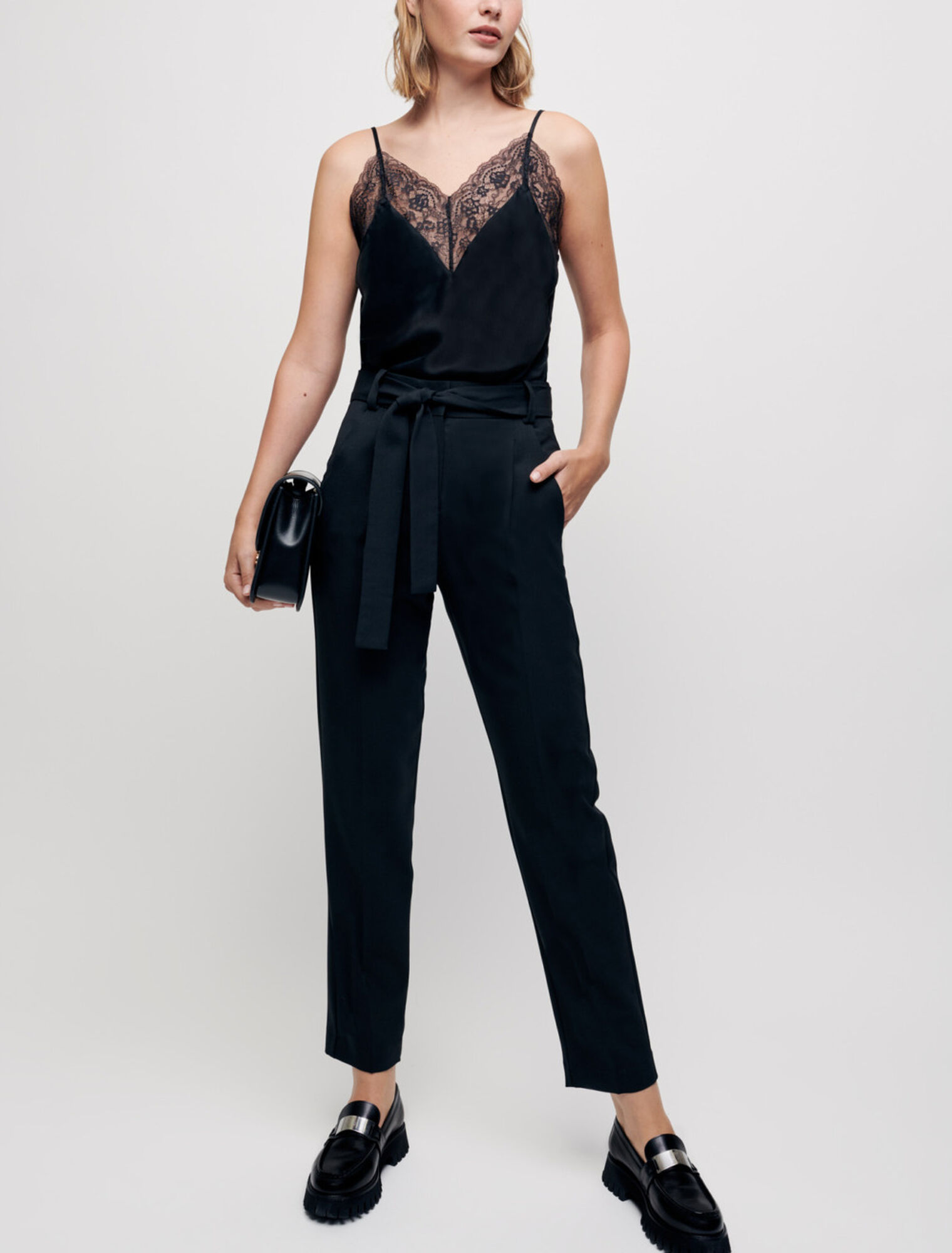 High-waisted, belted pants
