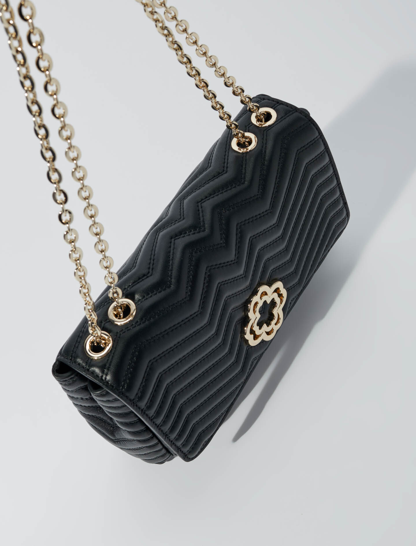 Chain strap bag clearance