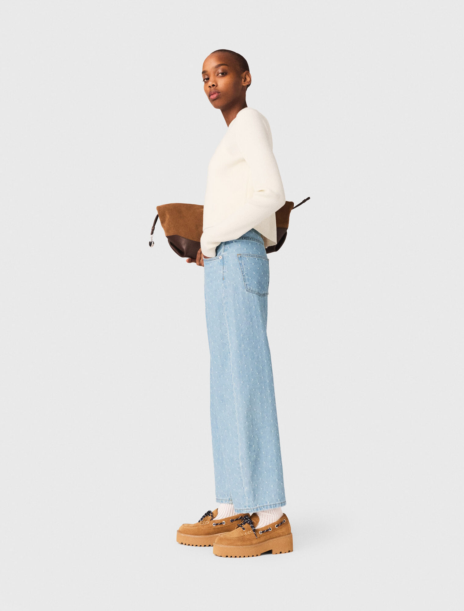 Jewel-button back jumper