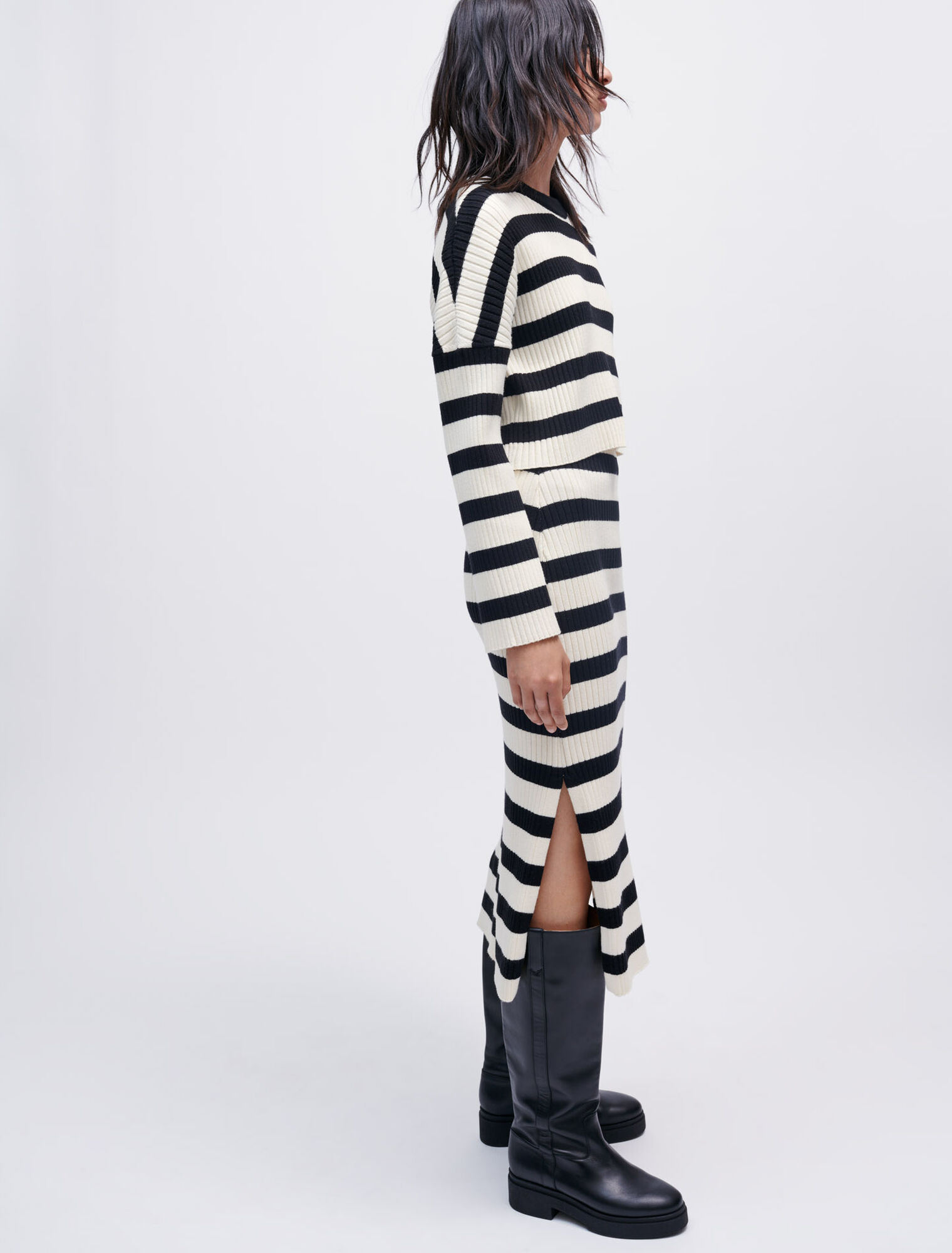 Knit midi skirt with two-tone stripes