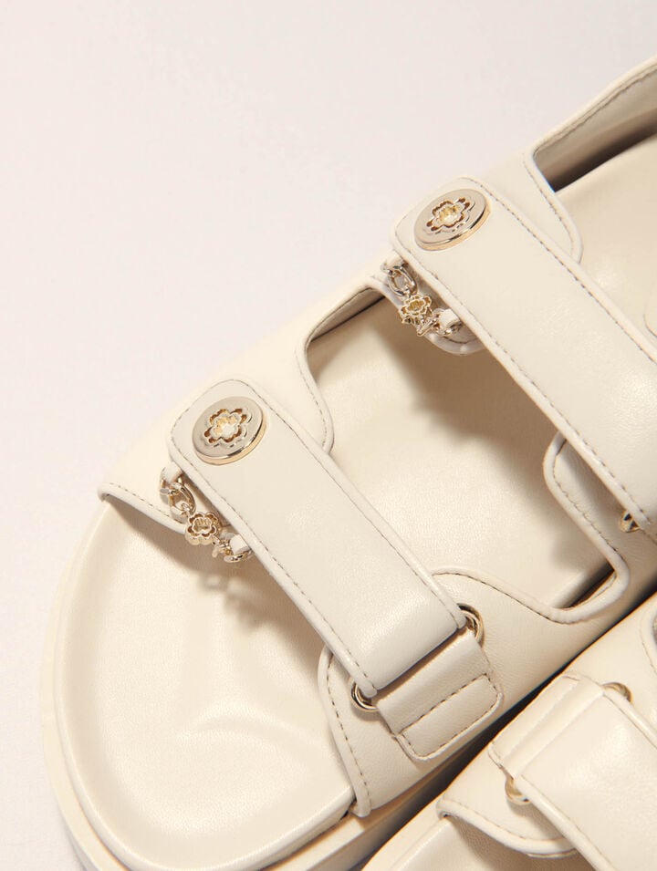 Flat leather sandals