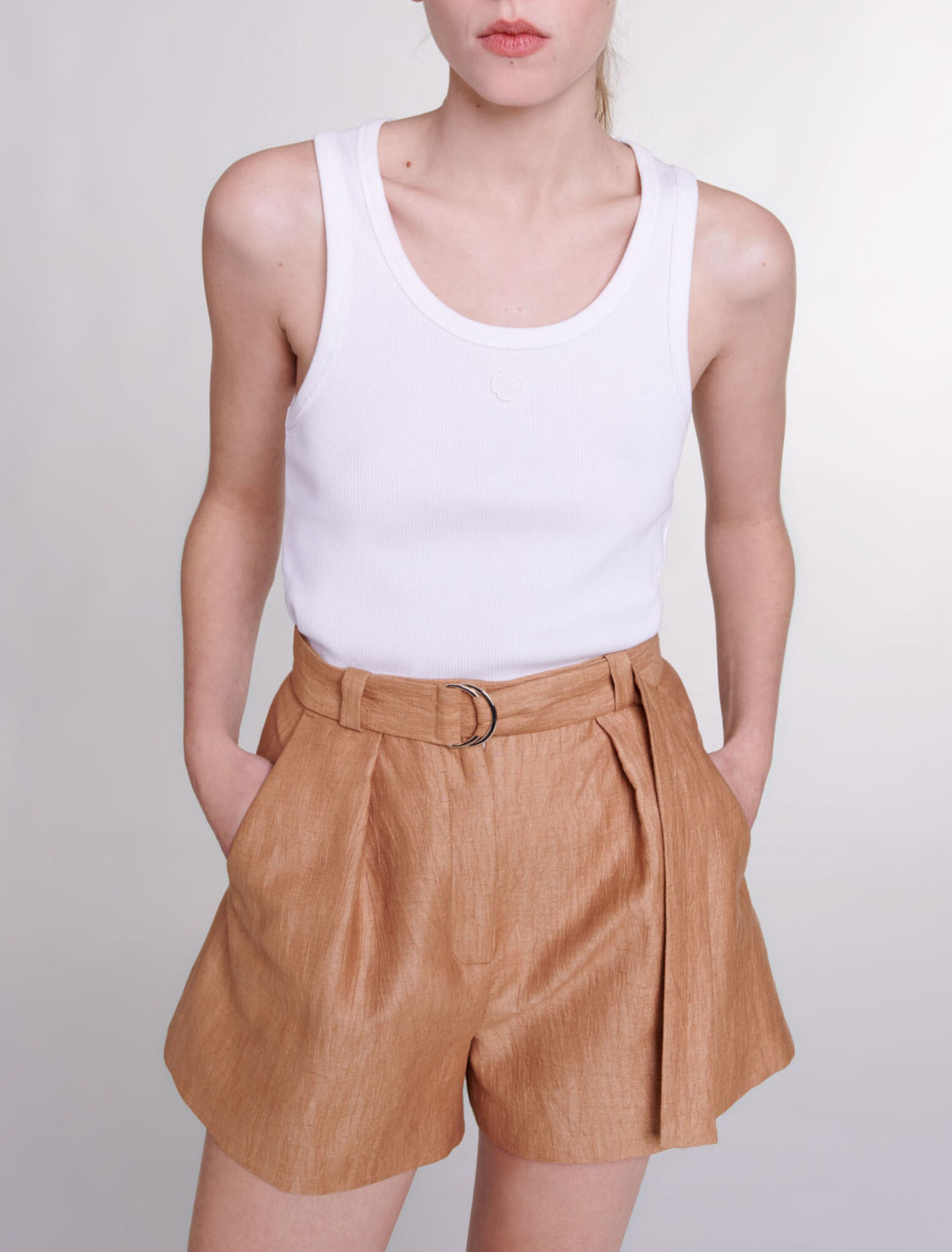 Linen shorts