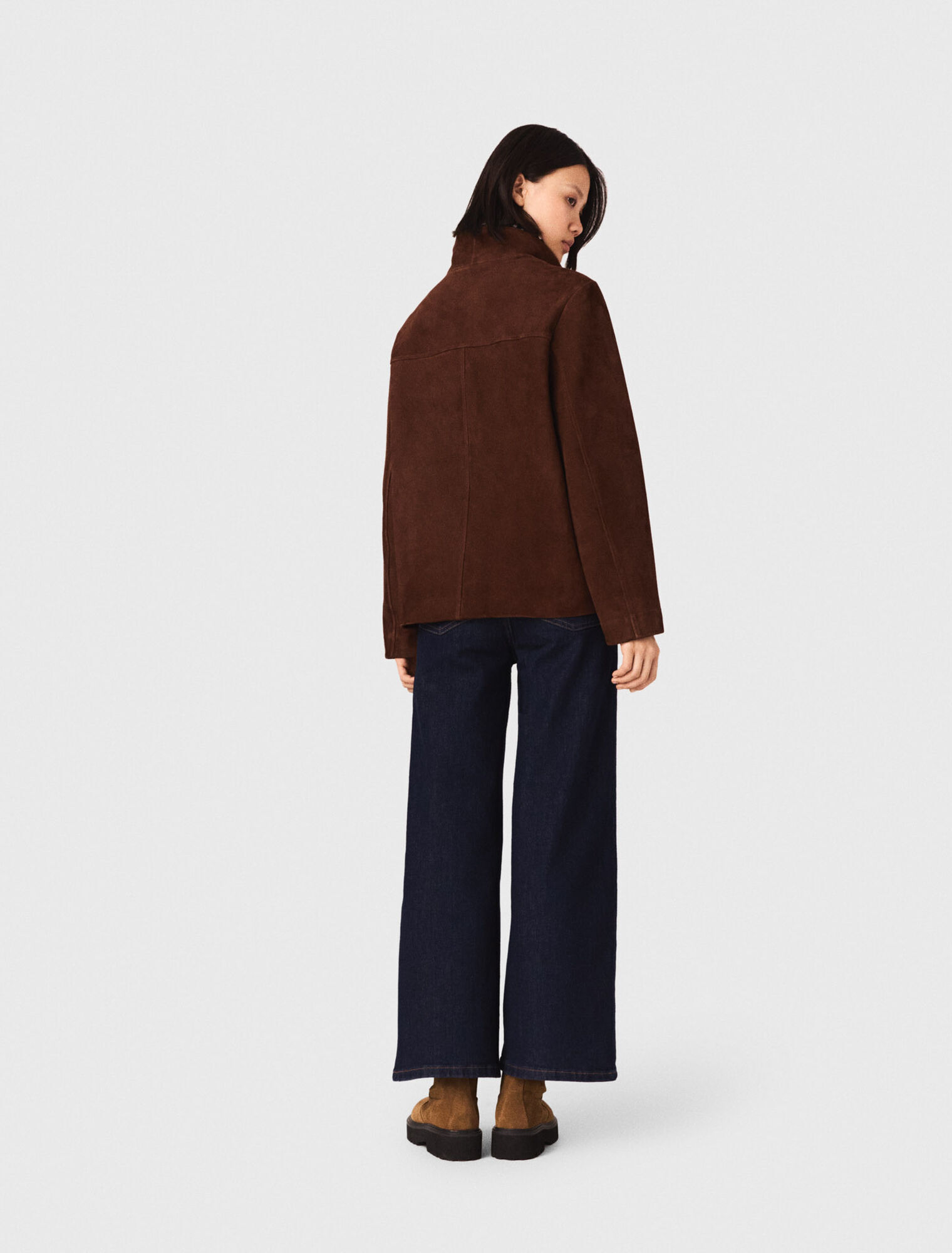 Wide jeans with patch pockets