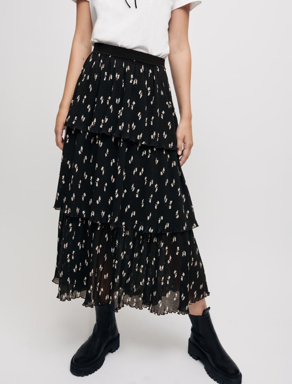 Mini pleated skirt with bow print