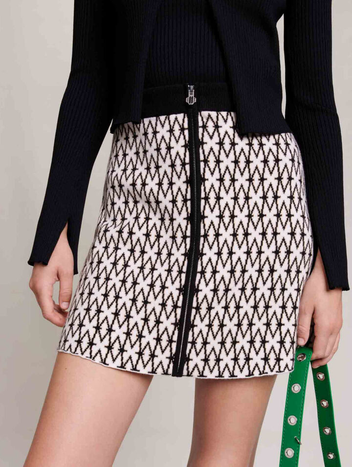 Short monogrammed skirt