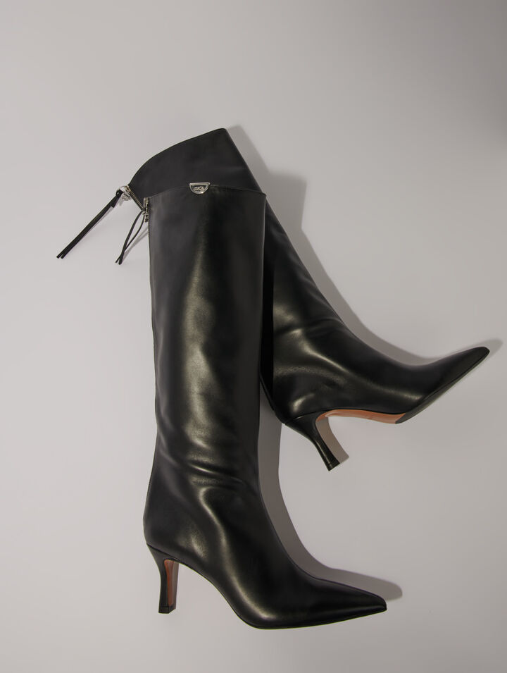 Pointed-toe leather boots