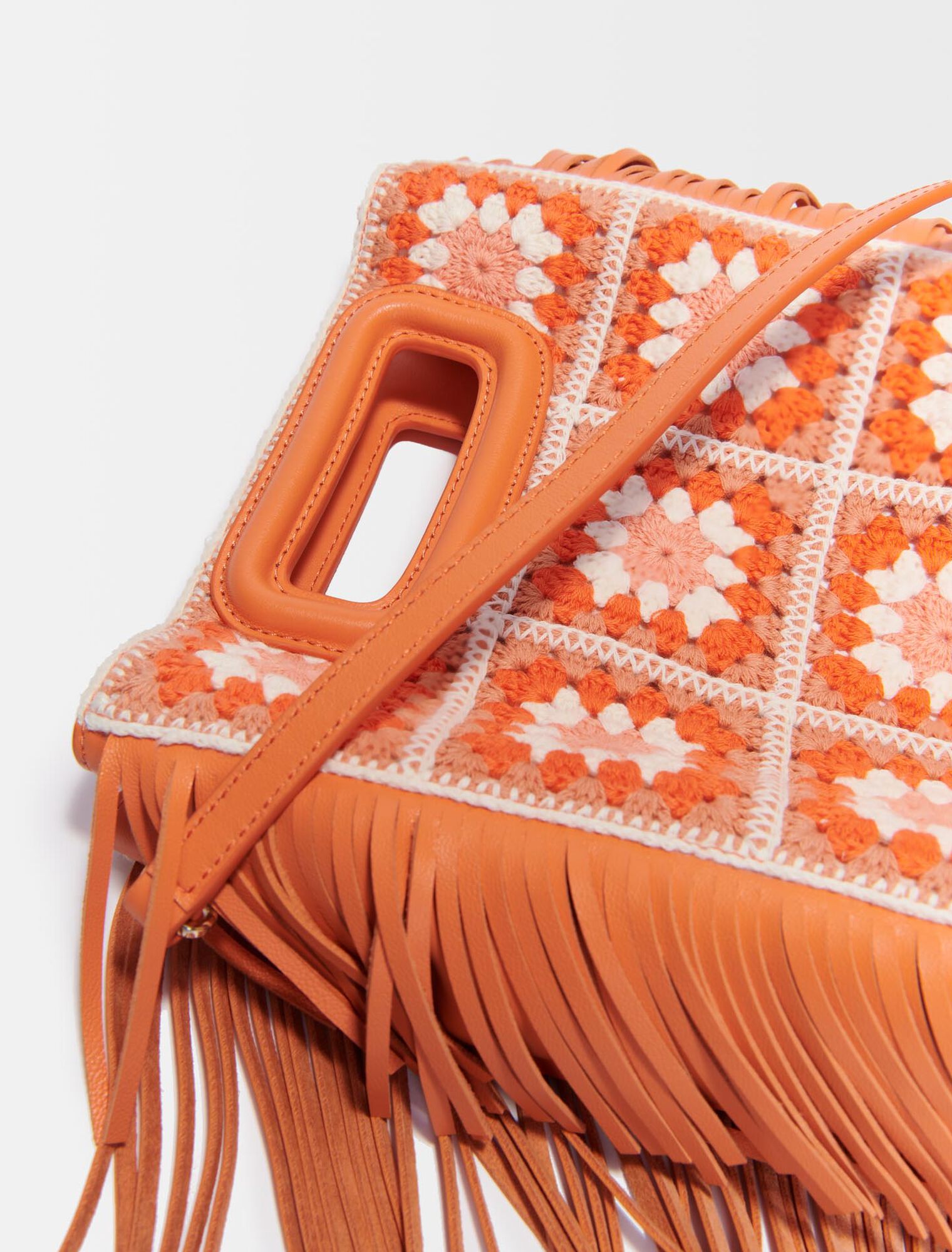 Crochet M bag