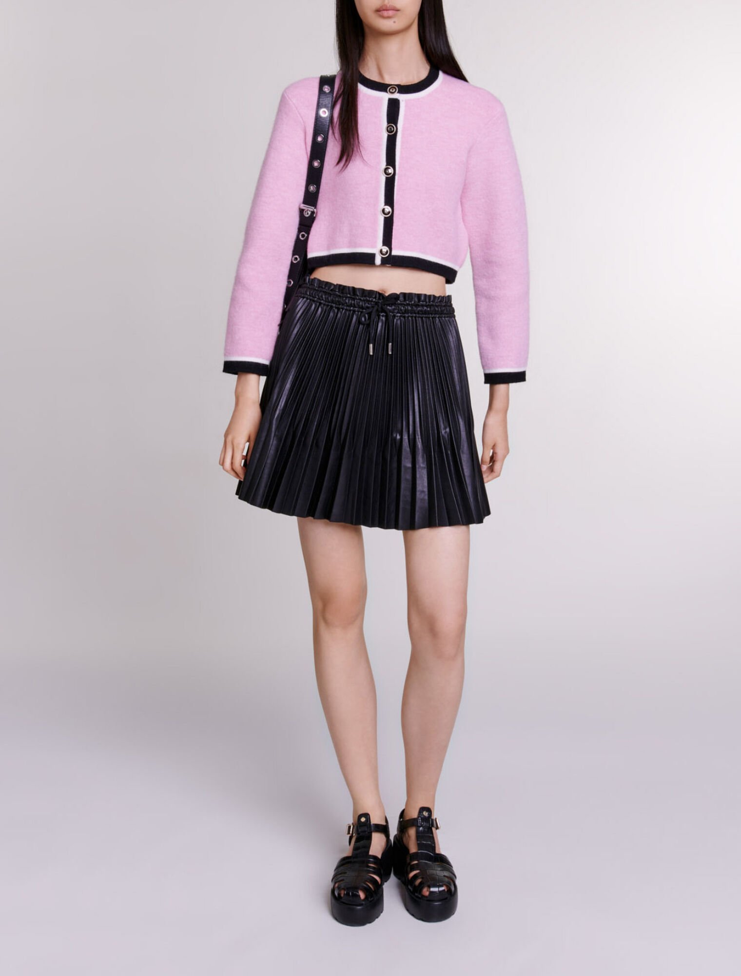 Short pleated skirt