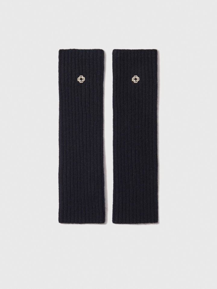 Wool and cashmere mittens