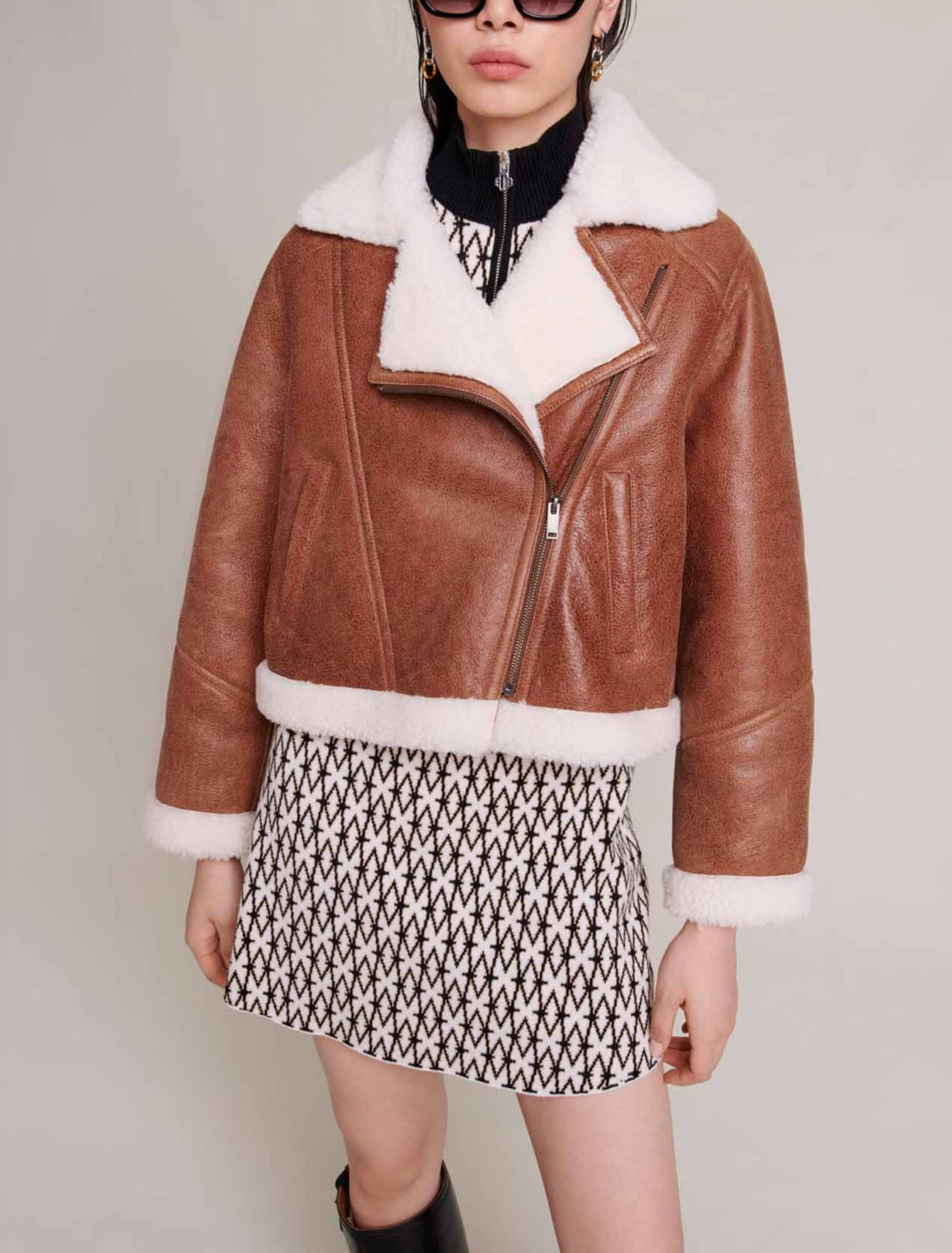 Short lambskin leather jacket