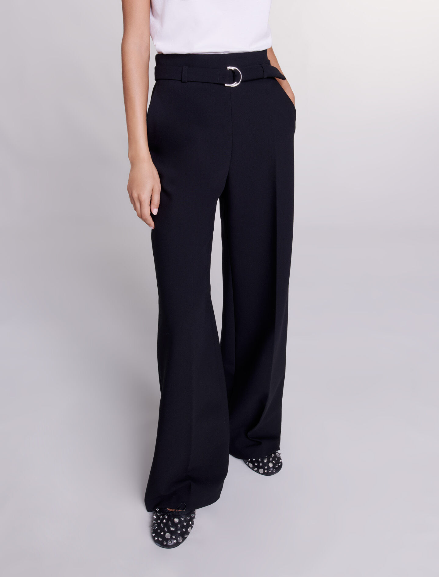 商品画像：High-Rise Belted Tapered Ankle Pant | White House Black Market 3