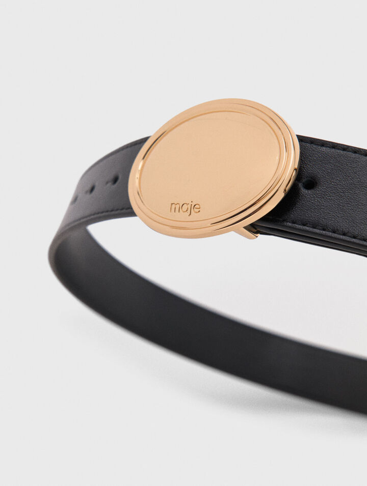 Leather belt with oval buckle