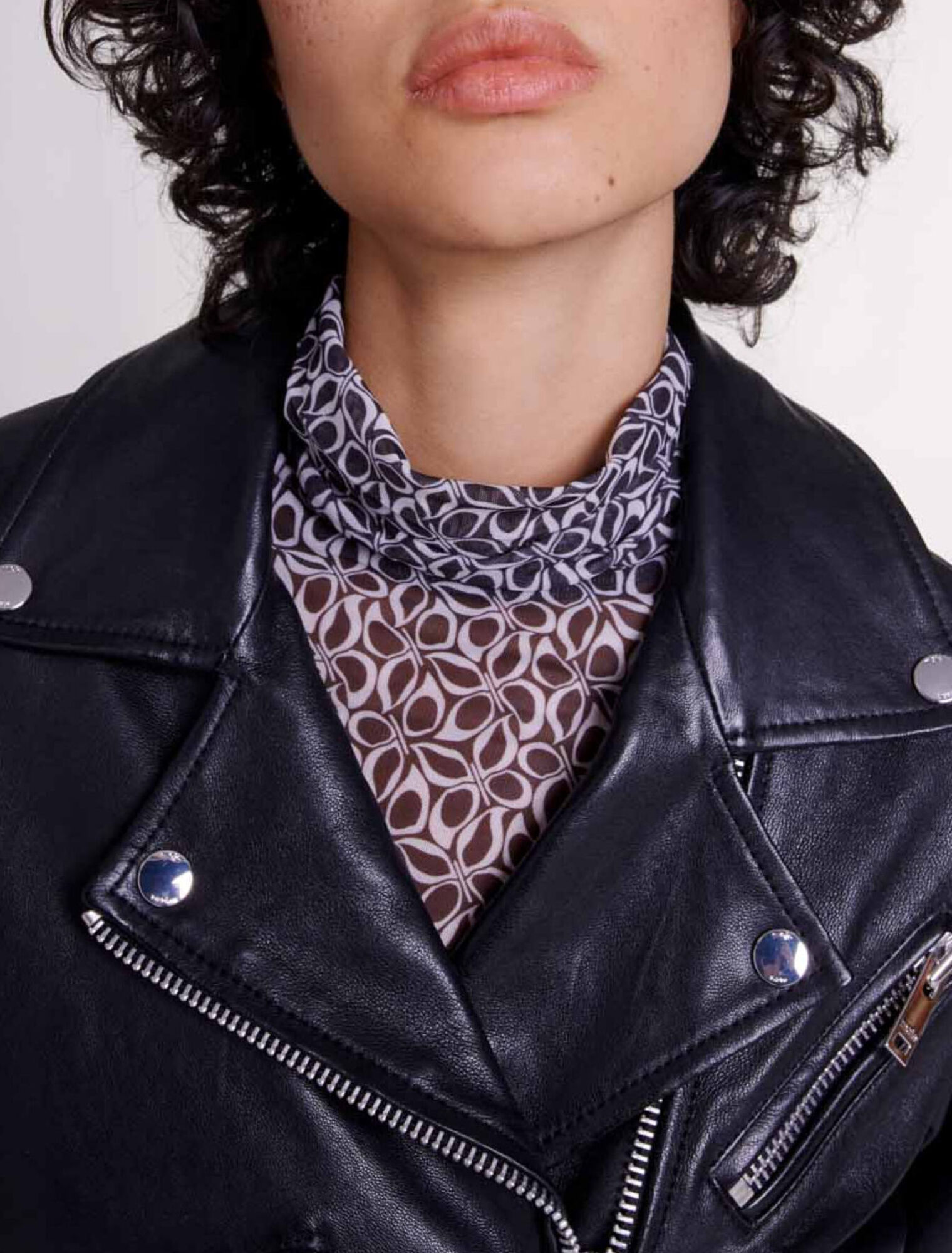 Cropped leather jacket