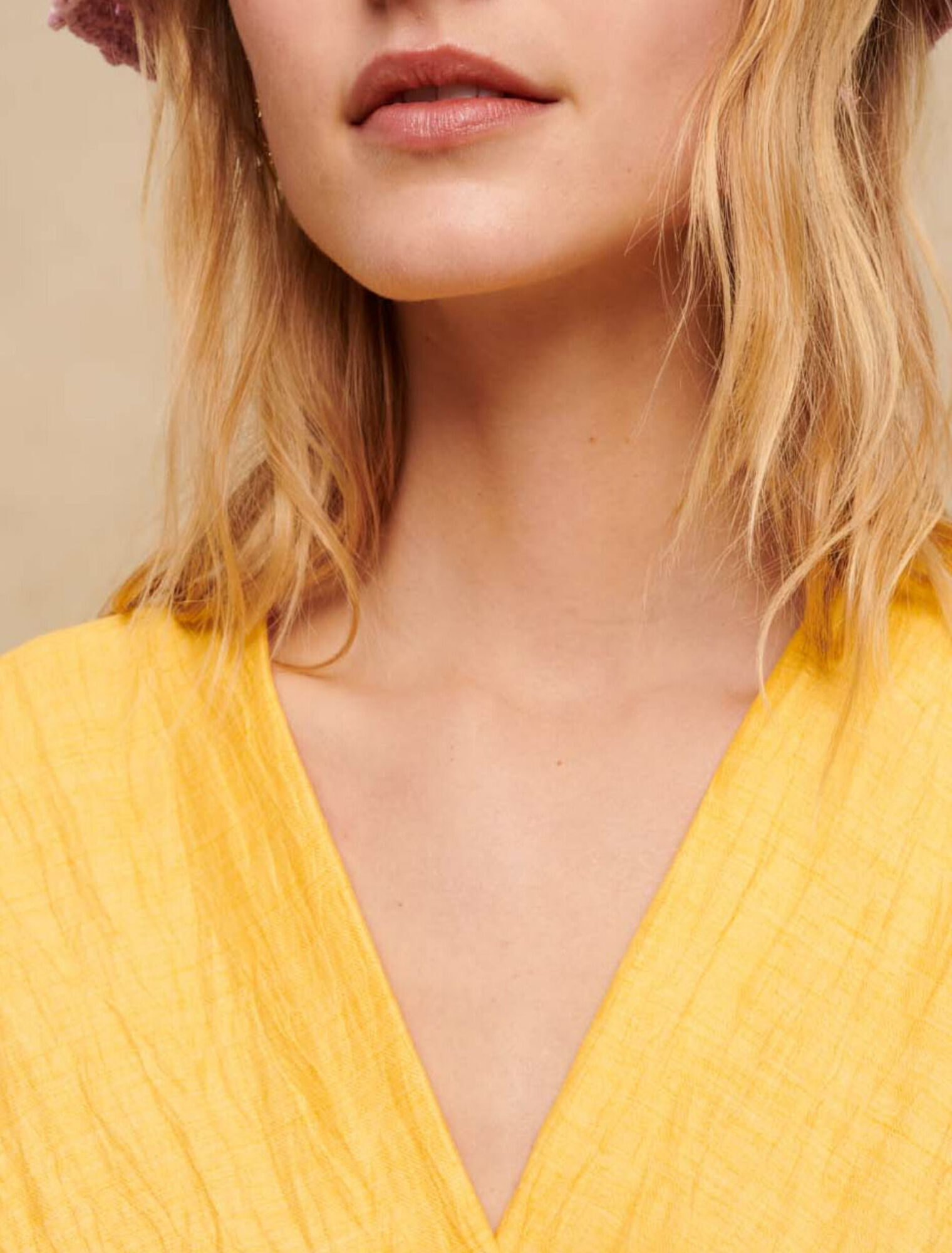 Wrap dress with tie