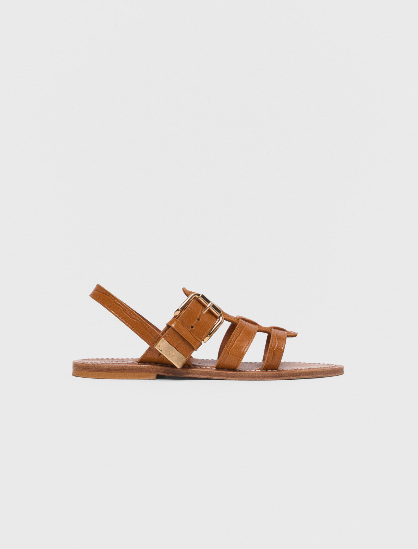 【MAJE】レザー フラットサンダル ゴールドロゴ Pumps & Sandals For Women | Maje