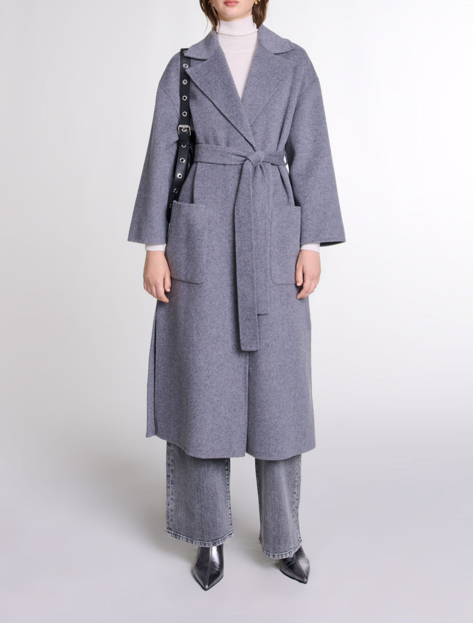 Long double-faced coat with belt
