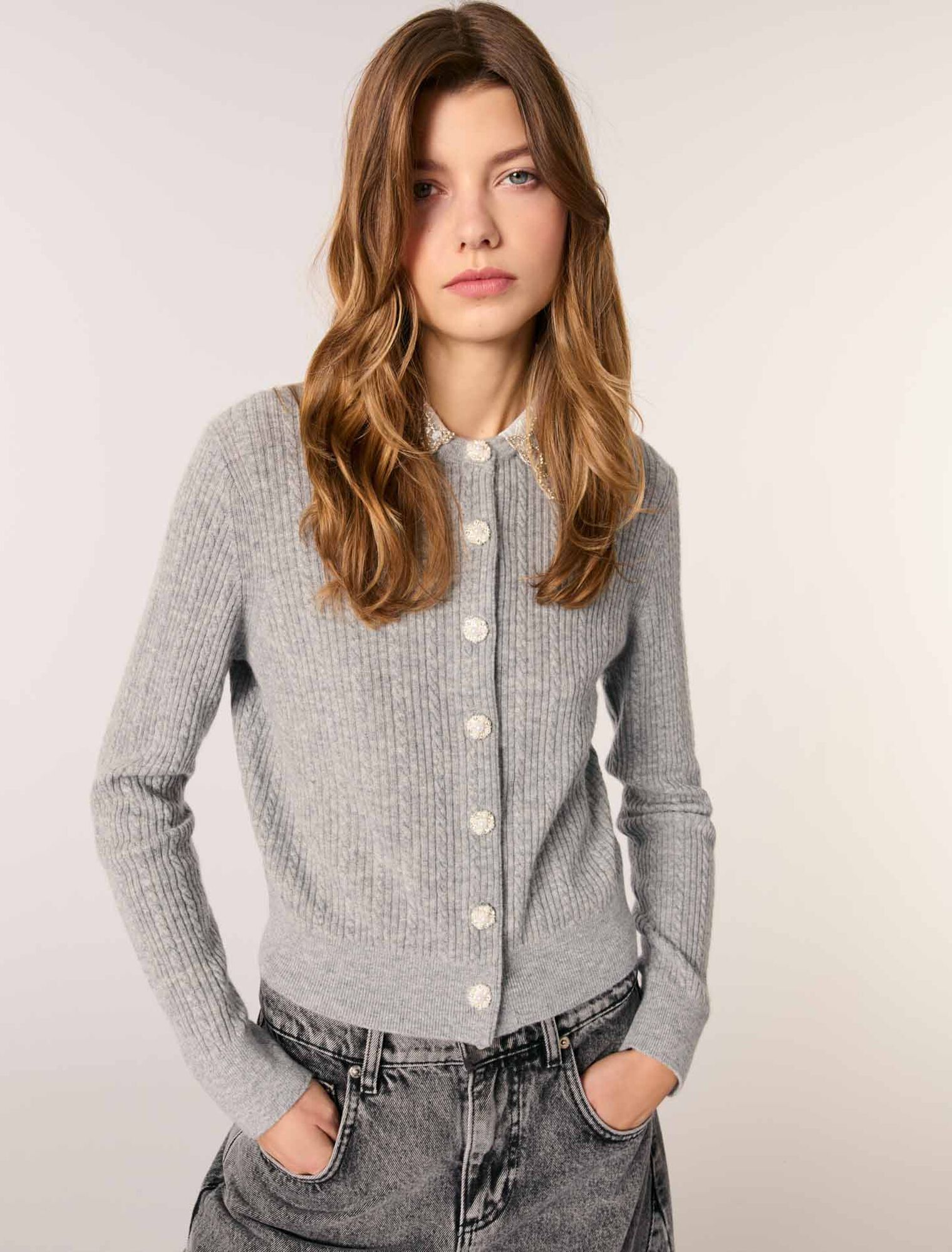 Cardigan with removable collar