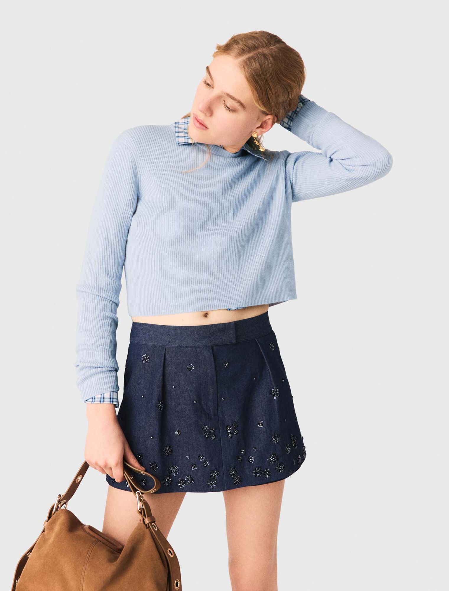 Sweater with jewelled buttons