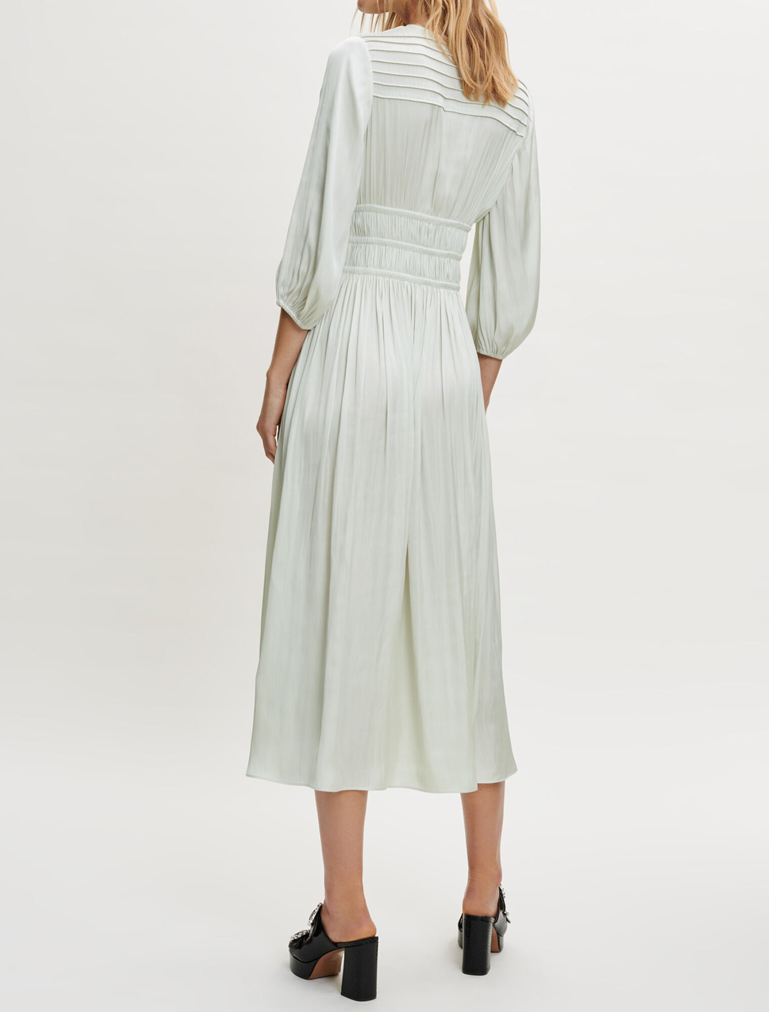 Fluid satin dress with a cinched waist