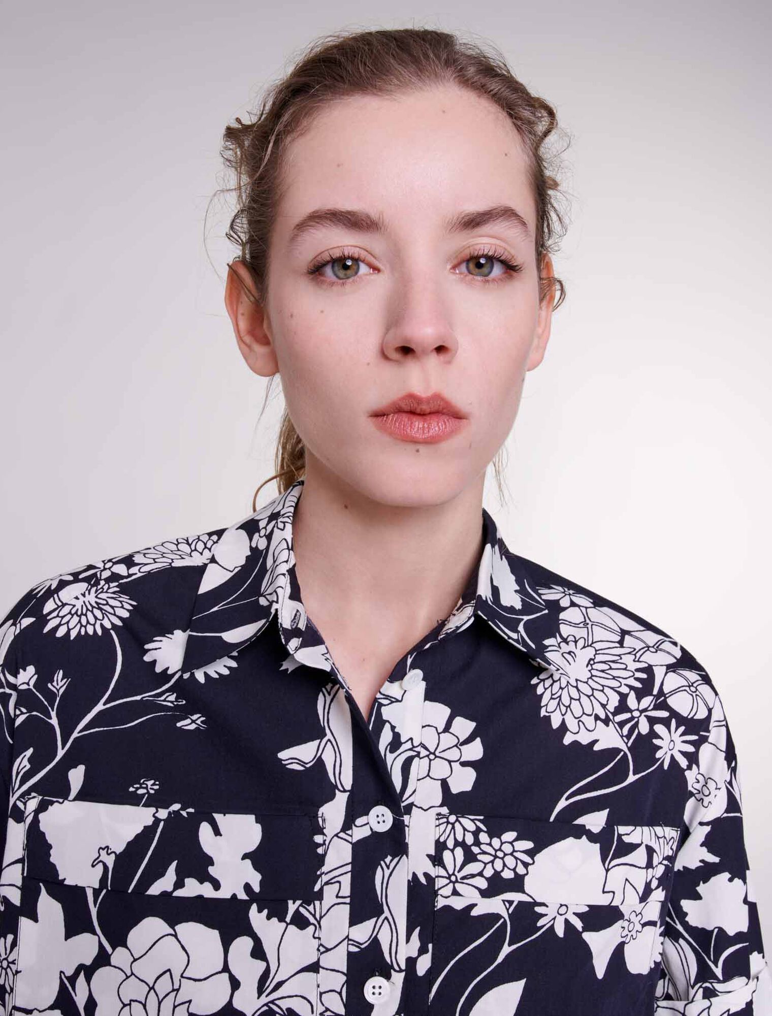 Patterned cropped shirt