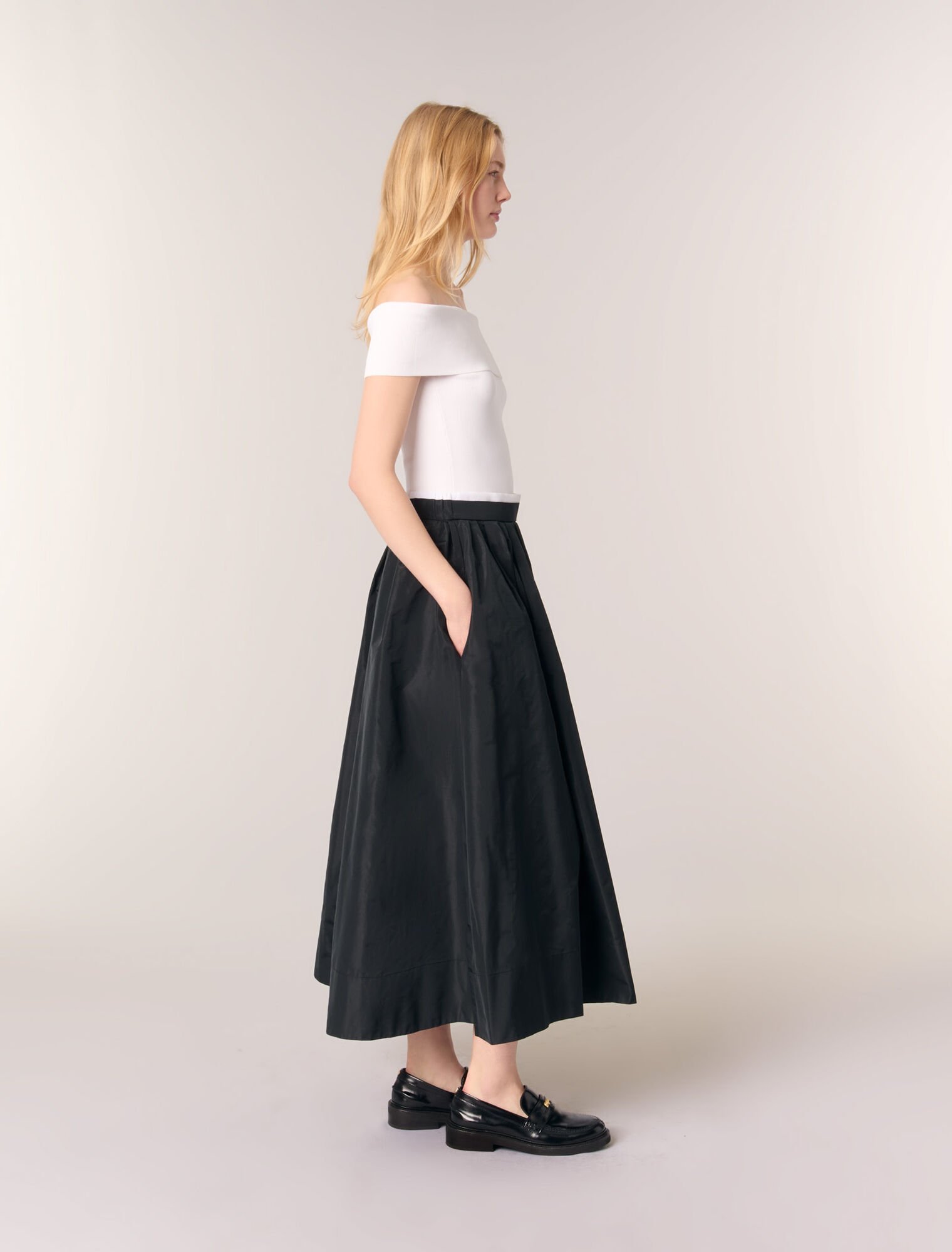 maxi skirt with contrast waistband