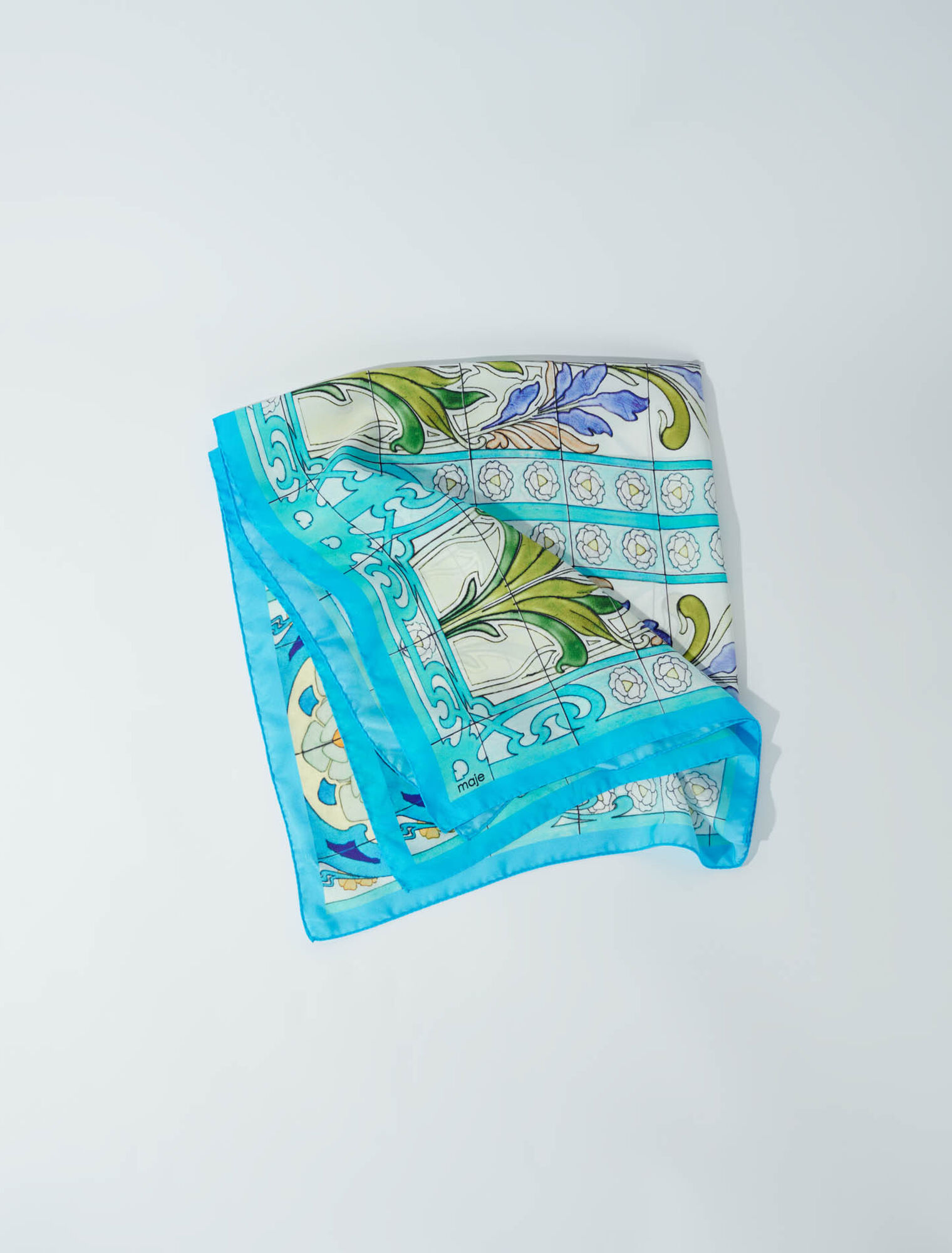 Mosaic pattern silk scarf