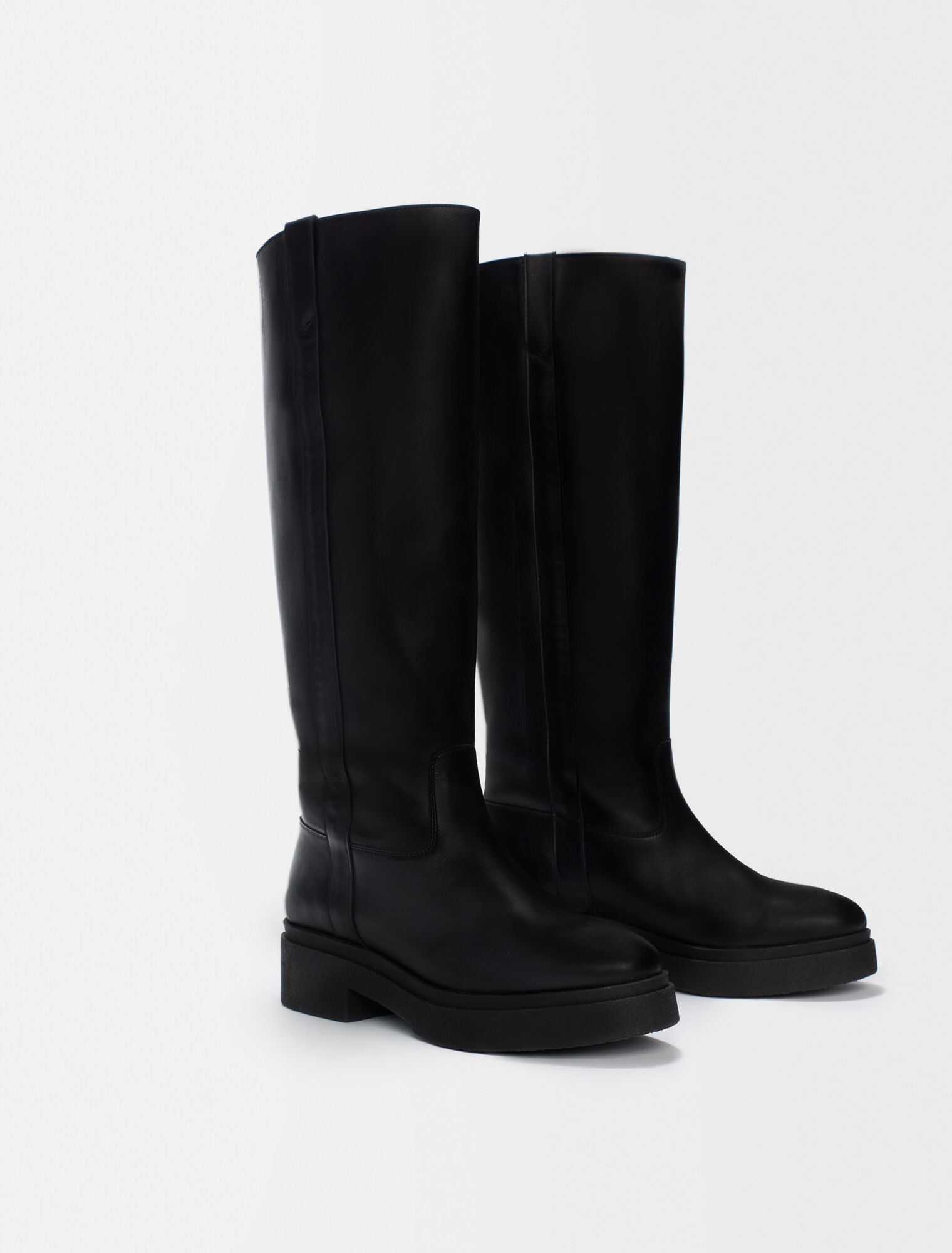 Smooth leather boots