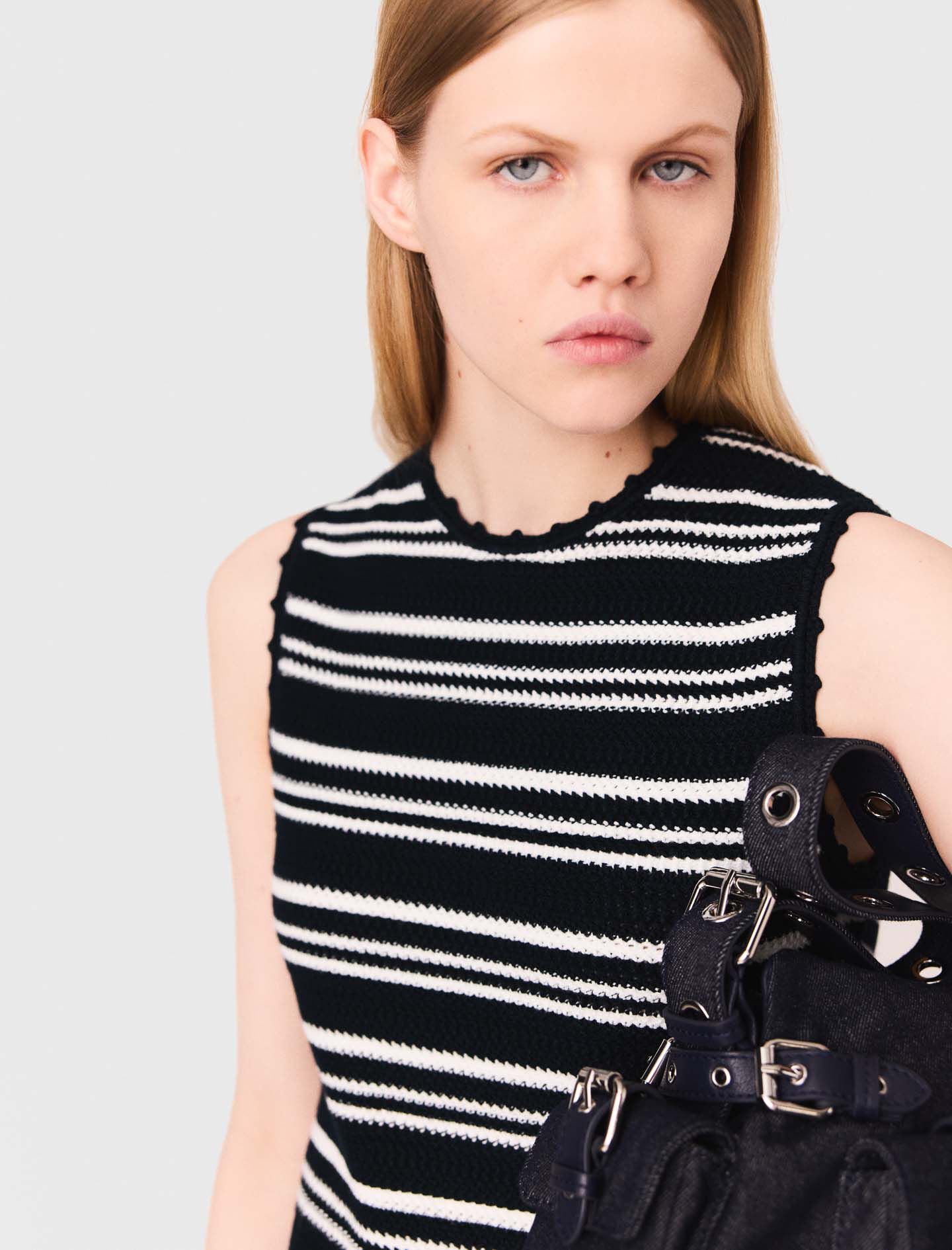 Leather mini M bag with chain