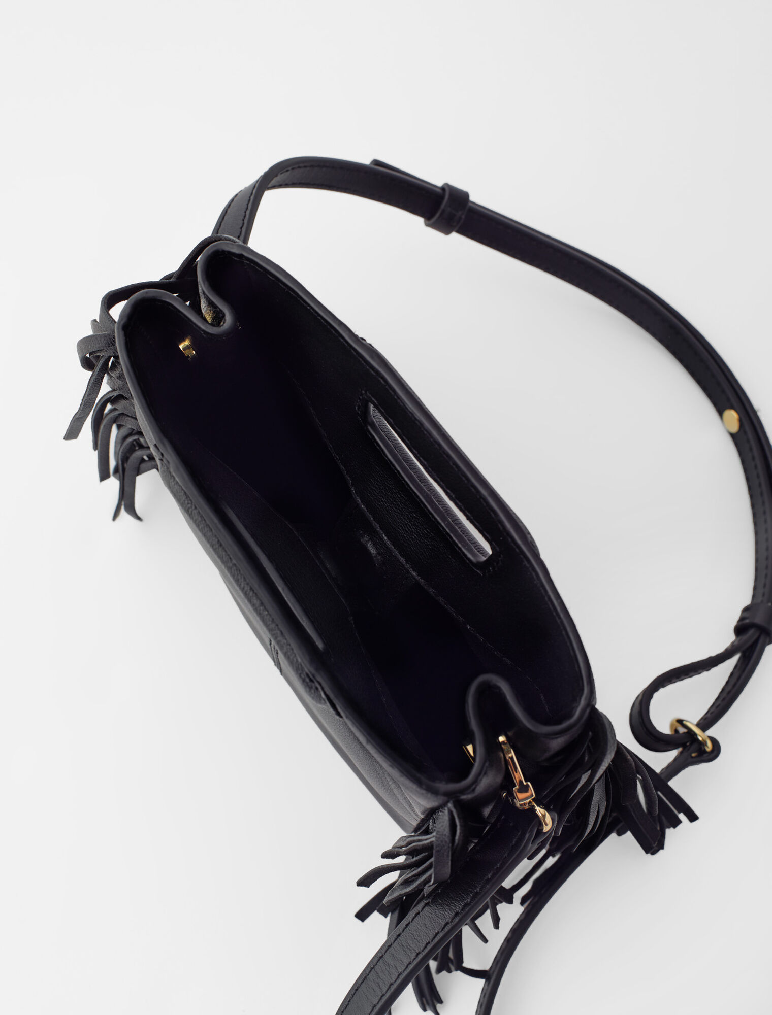 Leather bag with chain strap