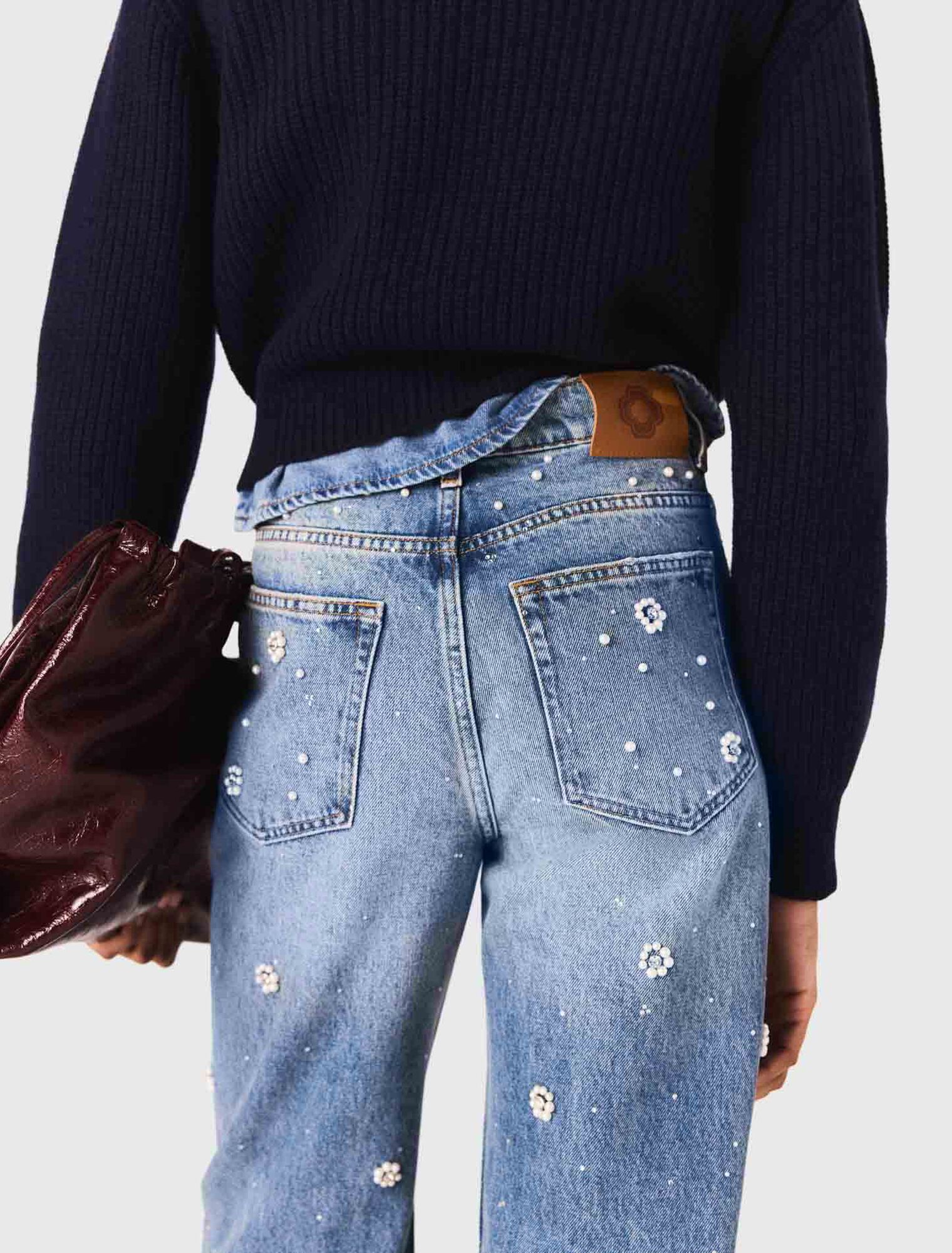 Wide-leg embroidered jeans