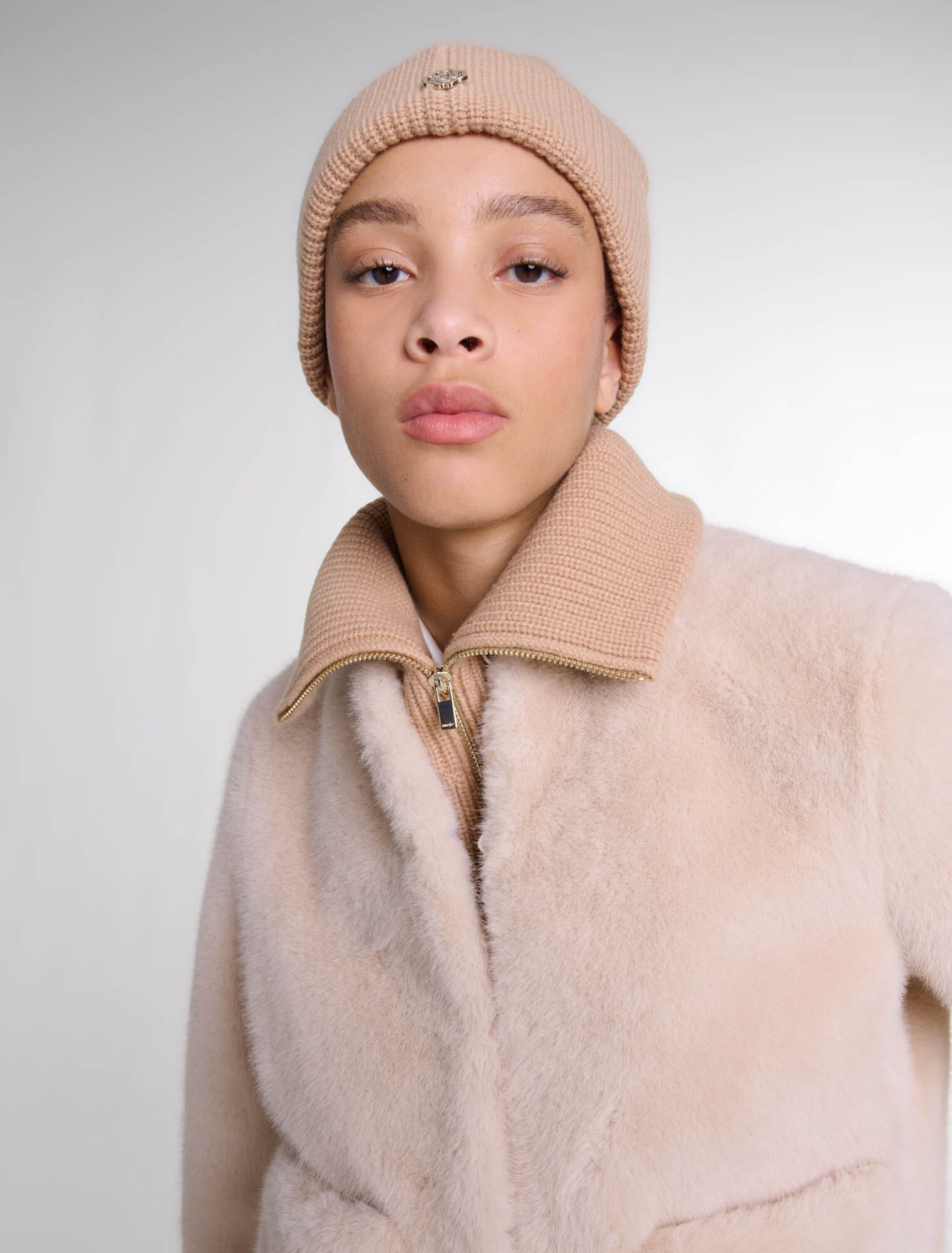 Cashmere/wool zip-up neck warmer