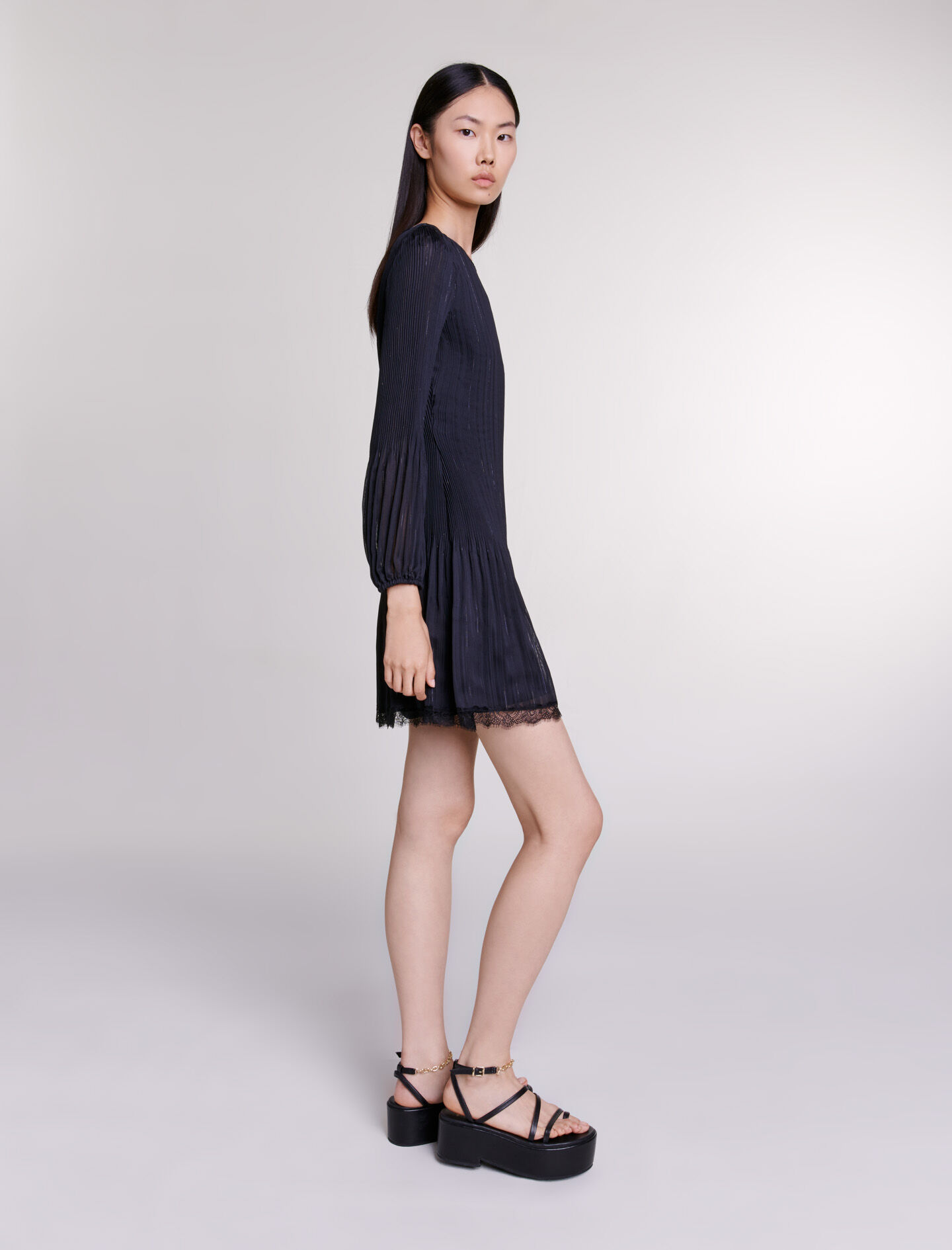 Short pleated dress
