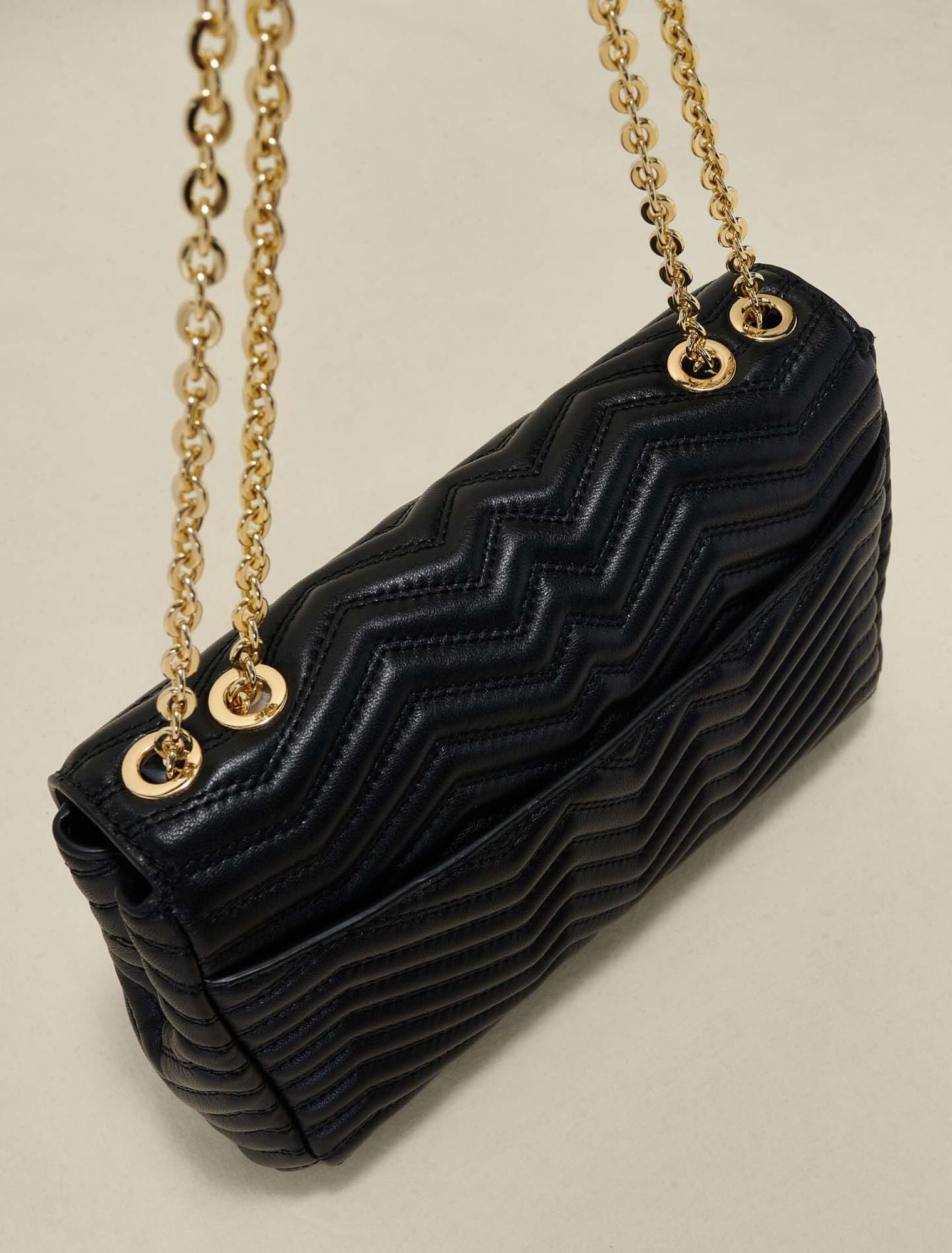 Leather bag with chain strap