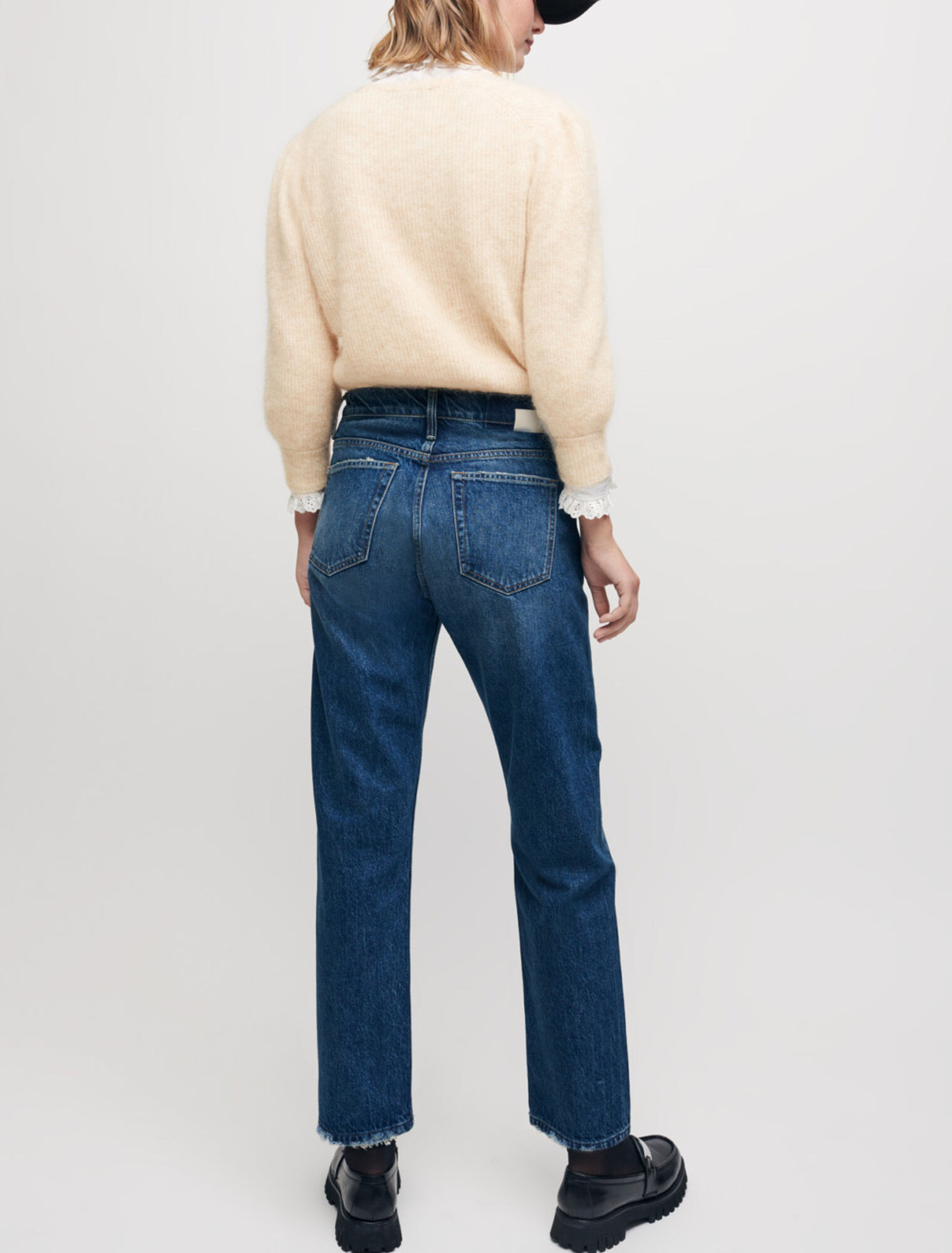 High-waisted straight-cut jeans